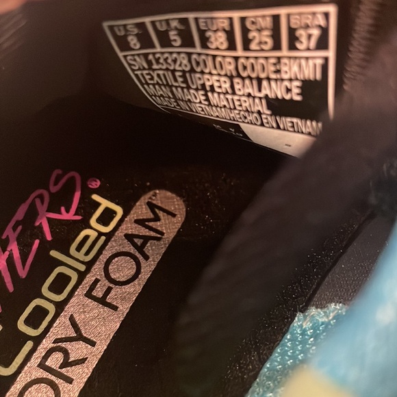 NEW SKETCHERS AIR COOLED MEMORY FOAM RUNNERS - Picture 4 of 9